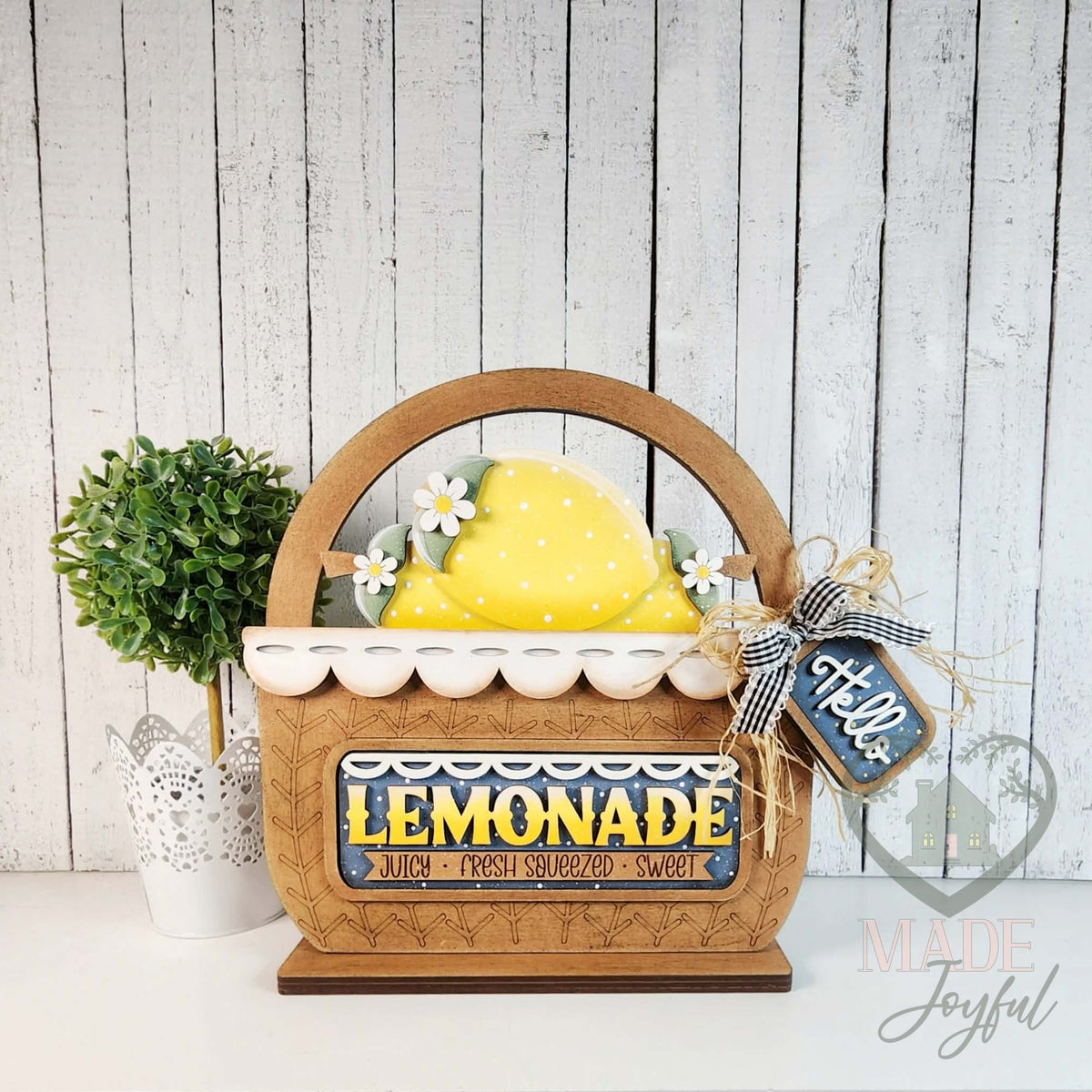 Lemonade insert in a scalloped basket, hand-painted in Brentwood, TN.