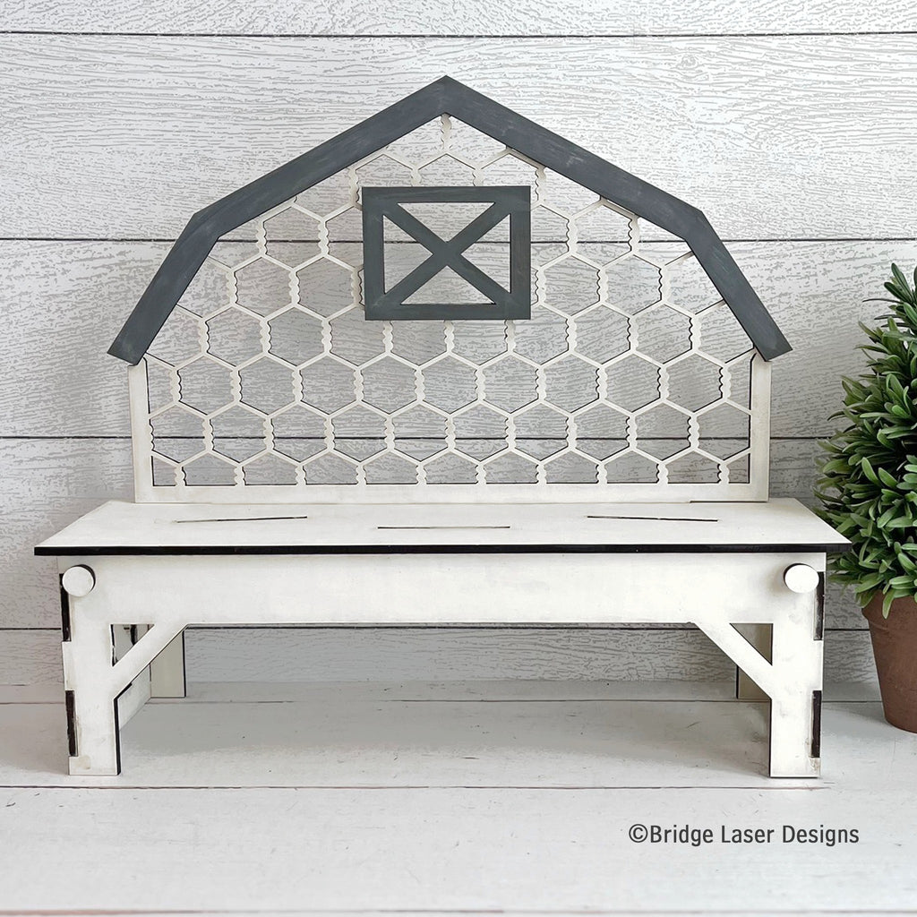 Barn-shaped interchangeable wood bench with a chicken wire back, available with this decor set